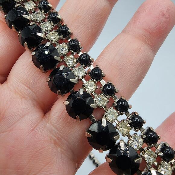 Vintage 1950s Black Crystal Choker Necklace Faceted & Cabochon Glass Layers - Picture 5 of 7